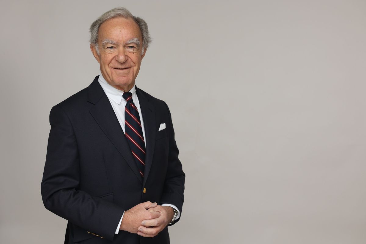 RA H. Schwarzkopf: Trusted Advisor für Unternehmer mit internationaler Rechts- und Strategieexpertise.