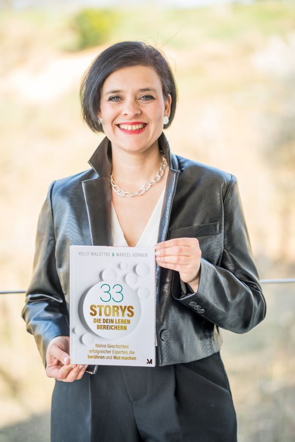 Rekordverdächtige Buchpremiere in der modernsten Seilbahn Europas