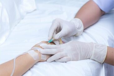 Sichere Katheterpflege mit Taurolidin: Prof. Dr. Markus Masin gibt praktische Empfehlungen