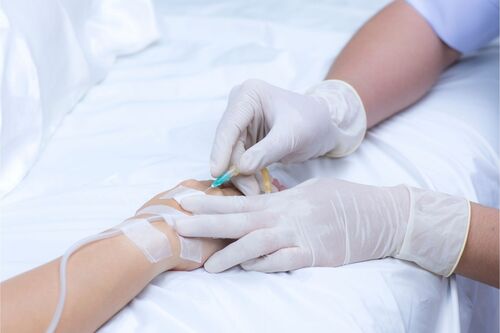 Sichere Katheterpflege mit Taurolidin: Prof. Dr. Markus Masin gibt praktische Empfehlungen