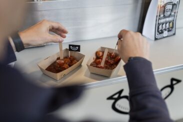 Stadionliebe bringt echtes Stadion-Feeling zur Bits & Pretzels 2025 in München