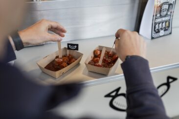 Stadionliebe bringt echtes Stadion-Feeling zur Bits & Pretzels 2025 in München