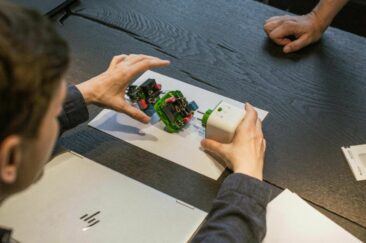 Start-up trifft Mittelstand: NATUNE und JF Group bündeln Kräfte für nachhaltige Akku-Sicherheit