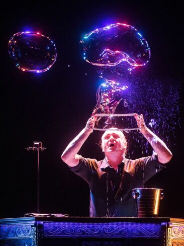 Stephan Masur wird Vollmitglied der internationalen Association of International Bubble Artists (AOIBA)