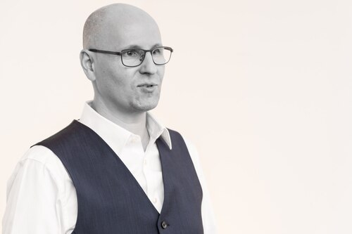 Klarheit statt Nebel: Die Kraft systemischer Aufstellungsarbeit