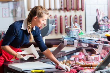Praktische Verpackungen & innovative Einweglösungen für den professionellen Fleischereibedarf