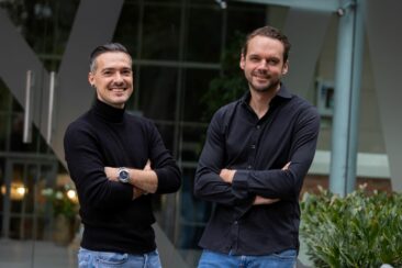 ELAN Languages übernimmt das Tech-Unternehmen C-Jay International und baut seine Leistungen aus