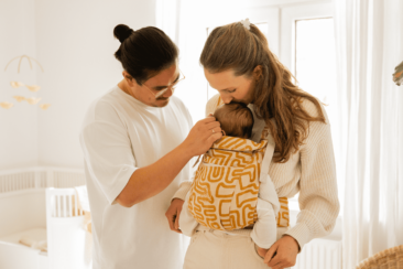 emma & noah stellt neue Babytrage vor