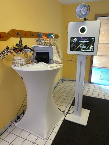 GAUDIKASTL Fotobox: Ampfings neuer Star für unvergessliche Erlebnisse und qualitativ hochwertige Fotos