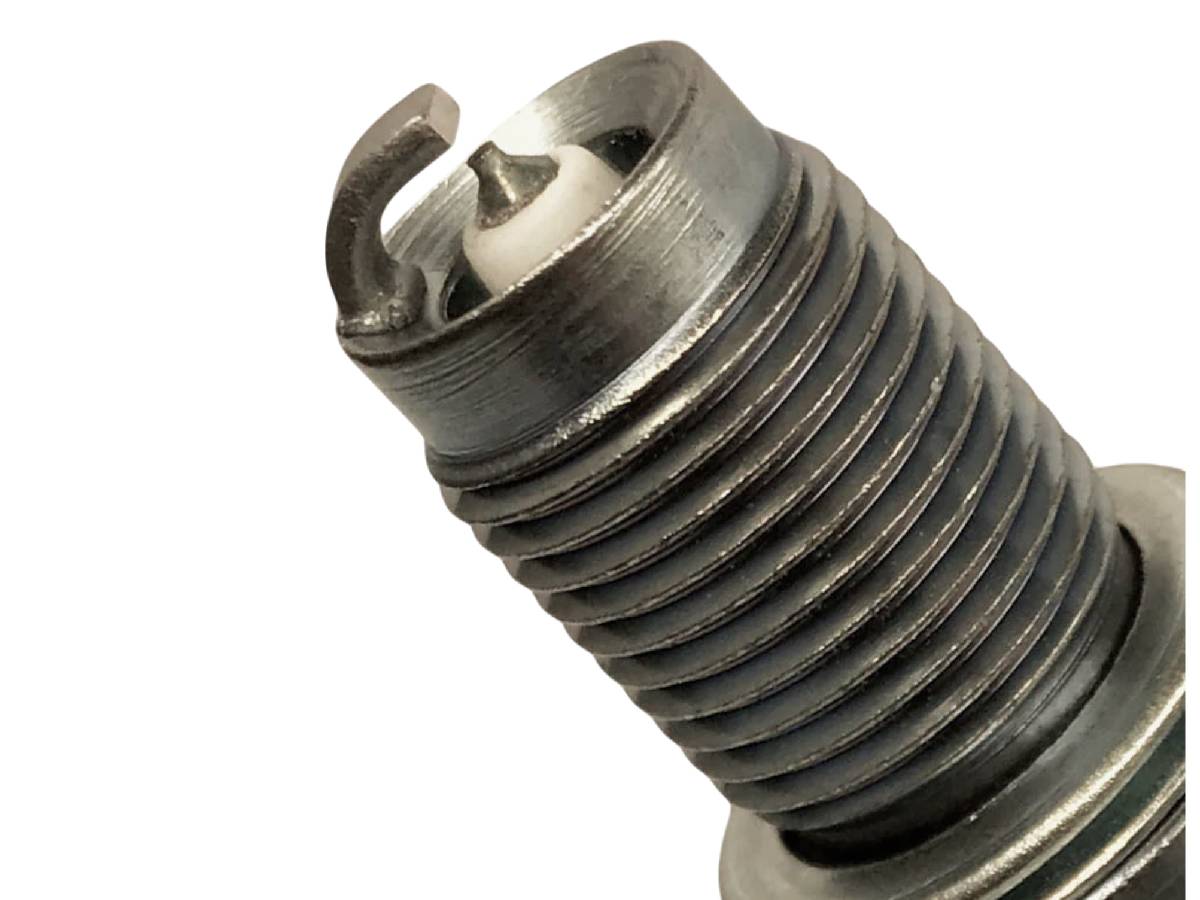 Kraftwerk erweitert Sortiment von Brisk Zündkerzen für Alltag und Motorsport