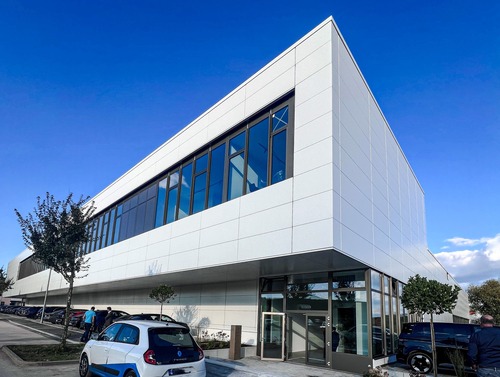 Kyocera eröffnet neuen Produktionsstandort in Waiblingen