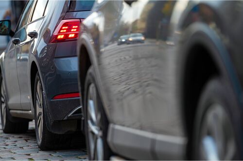 PARKcontrol24 im Einsatz: Wie intelligente Kamerasysteme private Parkflächen schützen