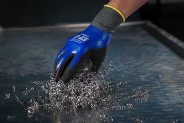Sicherer Griff bei Öl, Fett und Feuchtigkeit – Neue ATORN Schutzhandschuhe