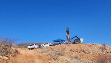 Aztec Minerals meldet hochgradiges Gold und Silber – Tombstone liefert!