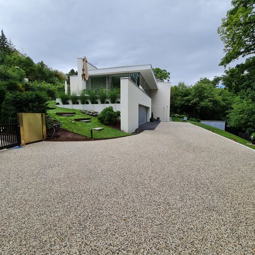 bema PU-Asphalt®: Die fugenlose Alternative für Zufahrten