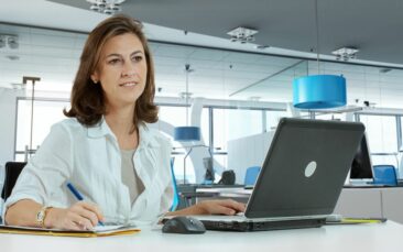 Eine digitale Inventarverwaltung umfasst die Inventar-Nachverfolgung und Inventaranalyse