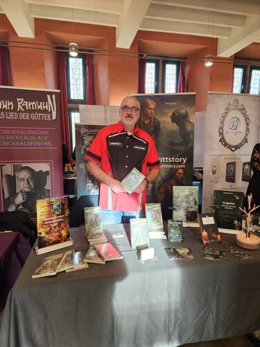 Großes Interesse an Krämer-Roman „Gefährten der Hoffnung – Eriks Suche“