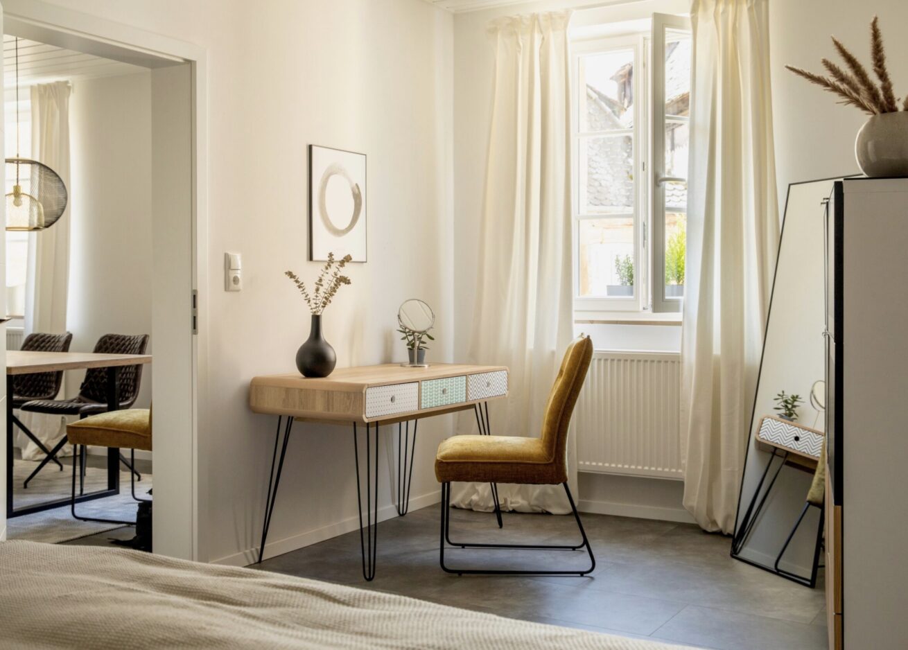 Innenausbau Stuttgart – Home and Repair ihr Spezialist für Renovierungen, Badsanierungen und fugenlose Bäder