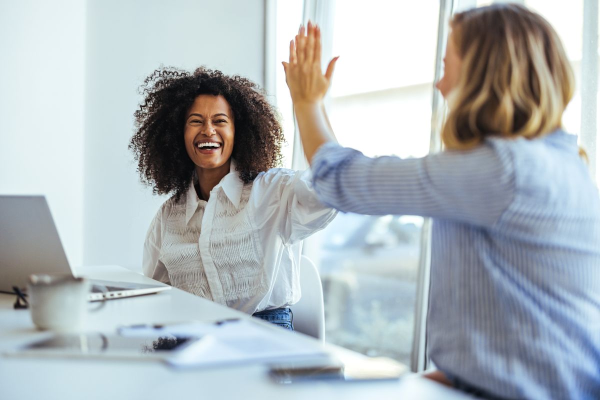 Kapital-Kluft: Wie Gründerinnen trotz weniger Investoren-Zugang erfolgreich starten