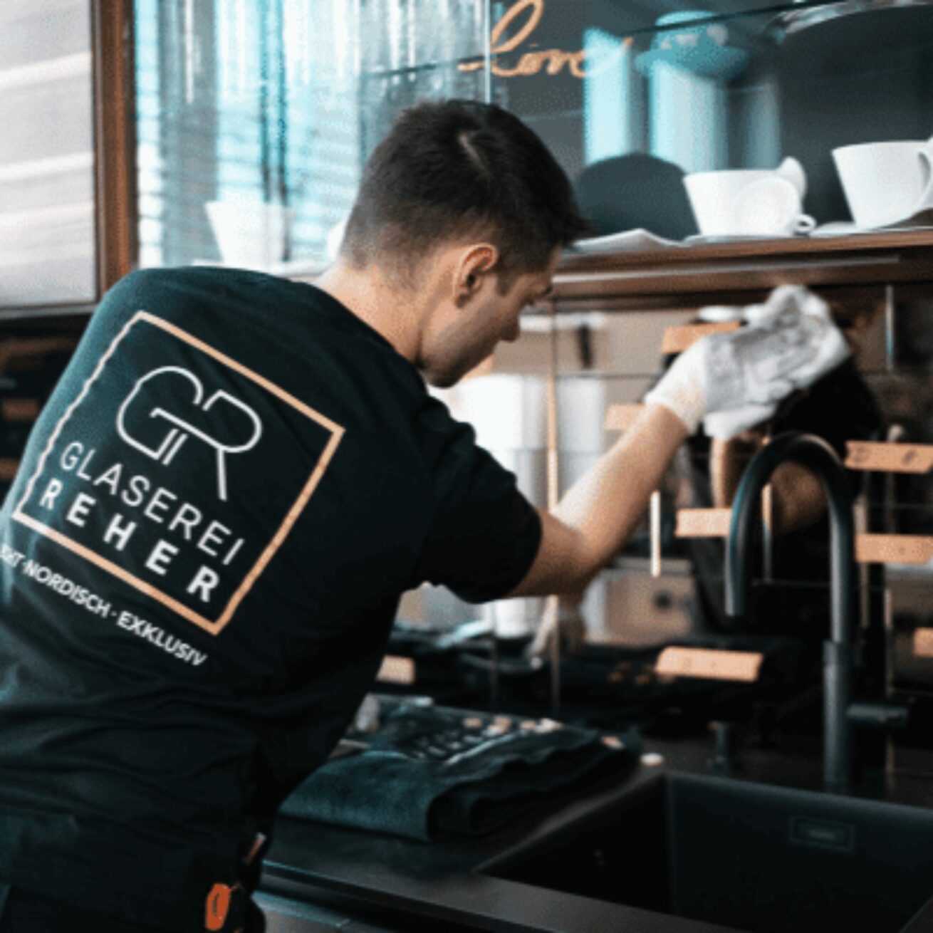 Maßarbeit als Alleinstellungsmerkmal – die Glaserei Reher setzt auf individuelle Glaslösungen