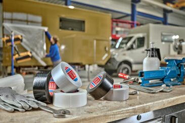 Mehr Tempo, weniger Fehler – neu bei RUDERER: die technischen tesa® Klebebänder