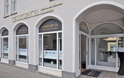 Röth & de Ginder Immobilien GmbH