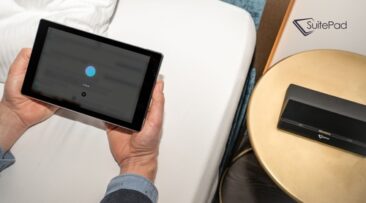 SuitePad präsentiert SuitePad AI: Neuer Hotel Voice Assisstent für besserenIn-Room Gästeservice
