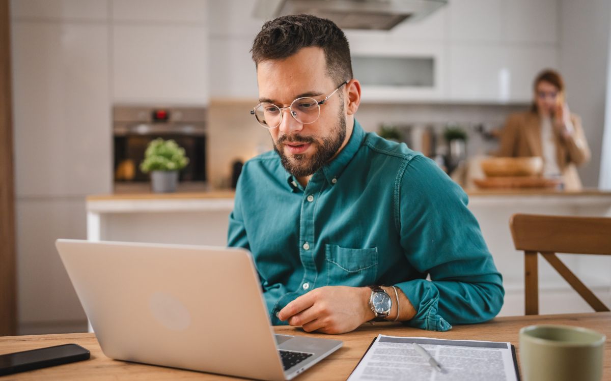 Homeoffice-Weiterbildung boomt: Drei Viertel der Berufstätigen bevorzugen flexibles Lernen