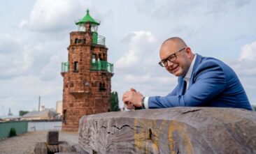 „Ist Massenarbeitslosigkeit unausweichlich?“ Experte für Krisenpotenziale zeigt Szenario für 2026