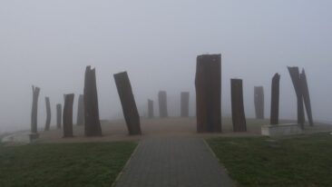 Metalhenge & Uranus: „Vom Himmel hoch da komm ich her …“