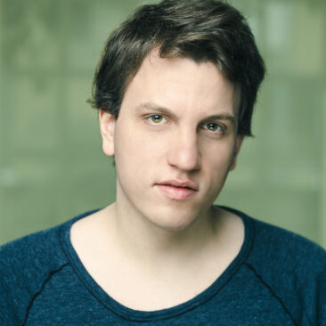 Musizieren statt nur Zuhören: Sebastian Müller veröffentlicht flexible Notenreihe für das Weihnachtsfest