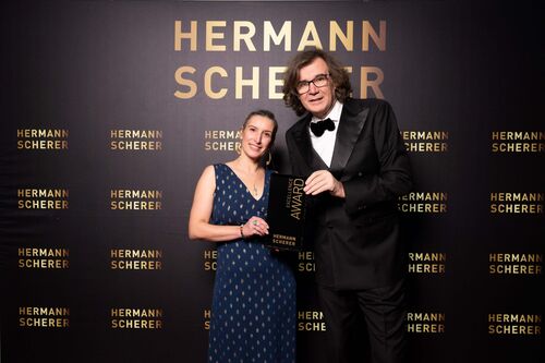 Elisa de Schultz erhält Excellence Award