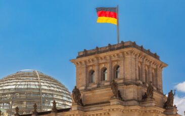 KinderRechteForum klagt gegen BMBFSFJ