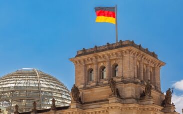 KinderRechteForum klagt gegen BMBFSFJ