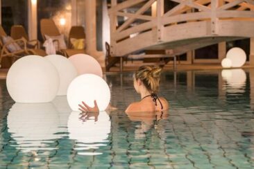 Lichtermeer im Januar mit „Frühstück bei Tiffany“ am Weissenhäuser Strand