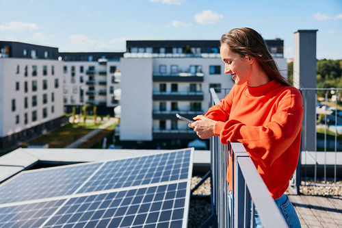 Minol und Quartierkraft starten Partnerschaft für Mieterstromprojekte