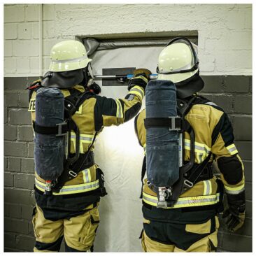 Dönges präsentiert den Rauchschutzvorhang Smoke Defender