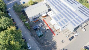 Glasschiebewände direkt vom Hersteller: EG Aluminium GmbH launcht Marke „Verandaset“ mit gläserner Produktion