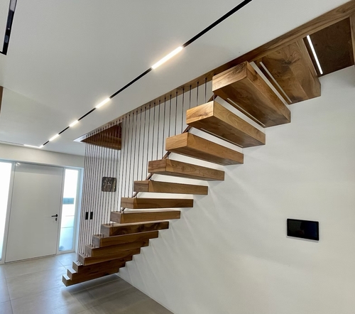 Kragarmtreppen von kragarmtreppen24.de – Designtreppen