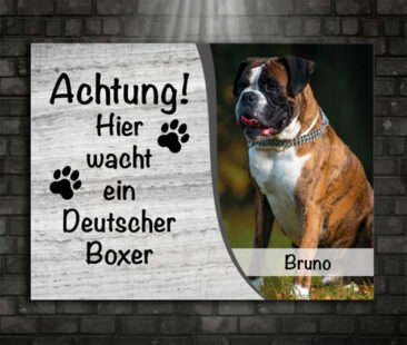 Personalisierte Hundeschilder online gestalten
