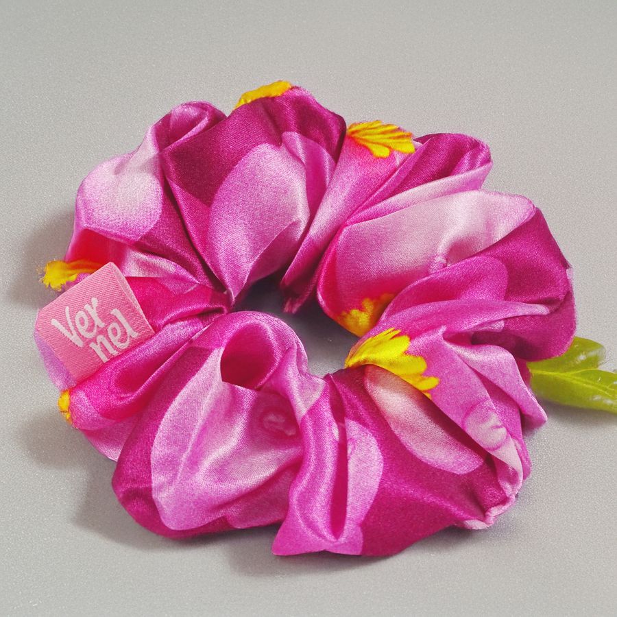 Premium-Merchandising 2026: Scrunchies & Haarreifen stärken Marken