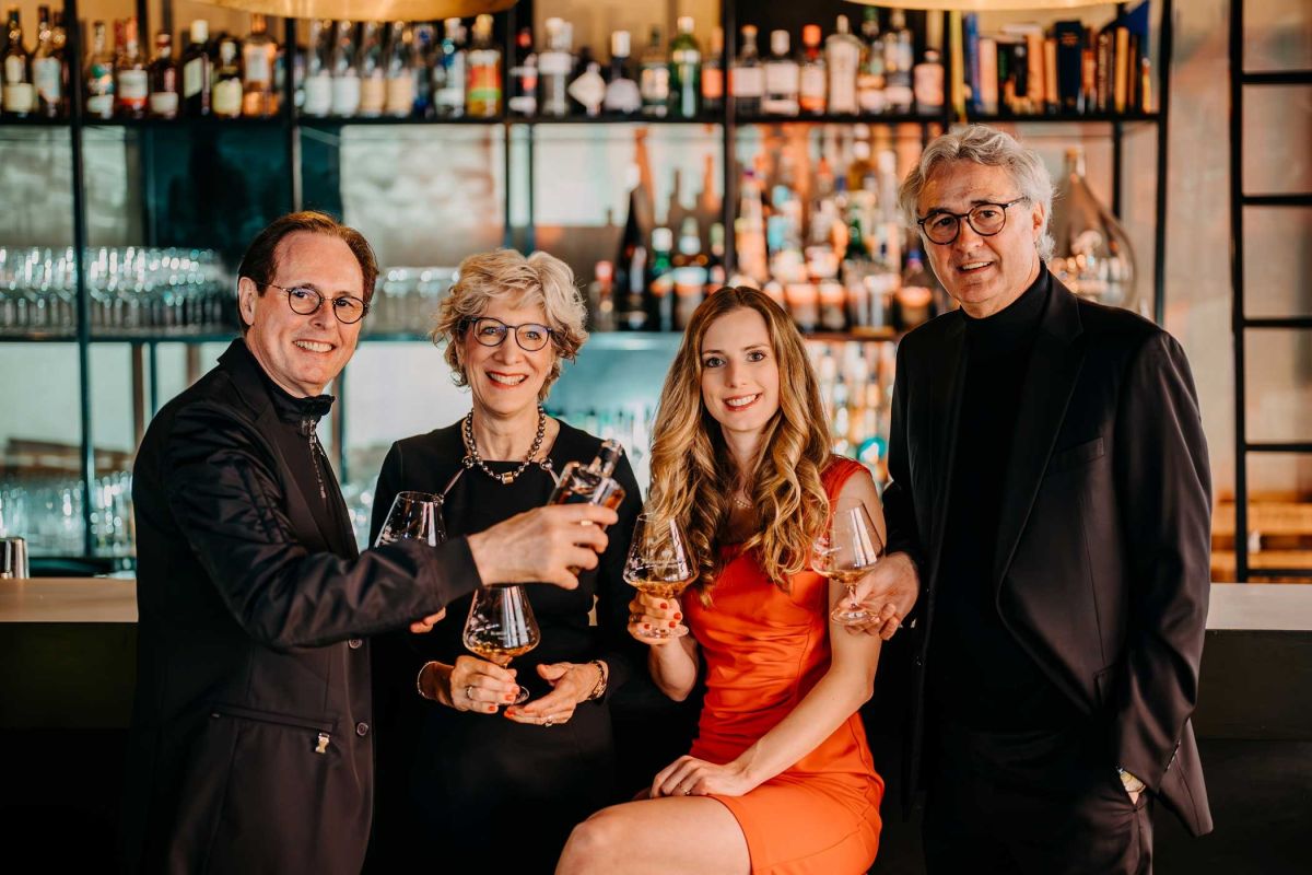 Strauch Destillerie: Internationale Alternative zu Brandy & Weinbrand – World & Wild 2026