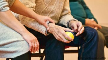 Care-Arbeit und Teilzeit: langfristige Folgen für Frauen
