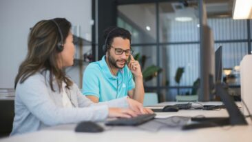 e*loquentia: Neue KI-gestützte Übersetzungslösung für Service- und Supportzentren
