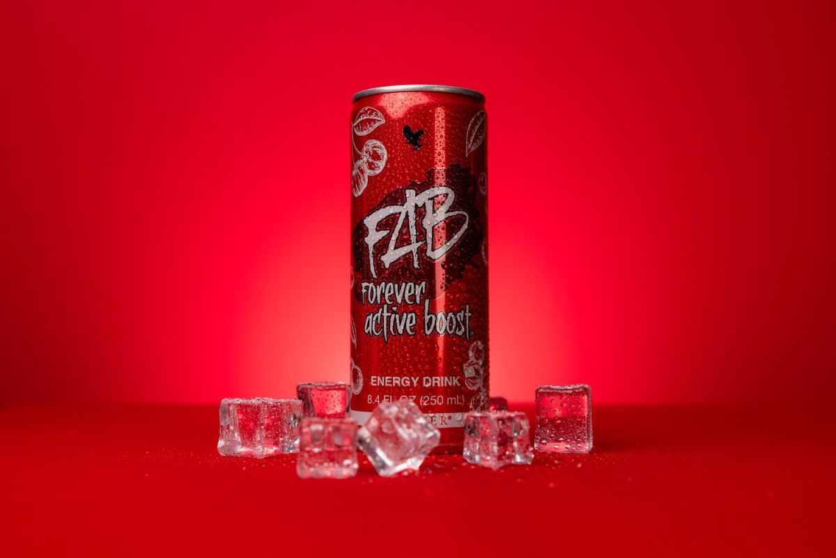 FAB Forever Active Boost(TM): Beliebter Energydrink jetzt mit überarbeiteter Rezeptur und neuer Dosengröße