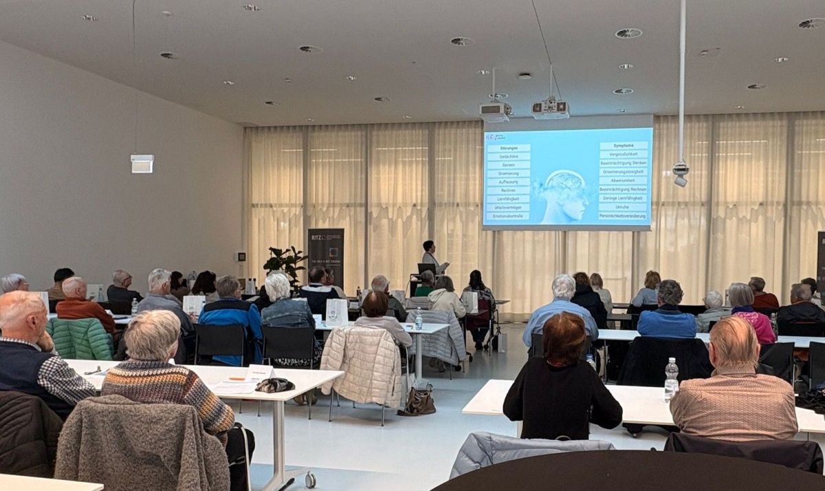 Großes Interesse in Friedrichshafen: HÖRTEC informiert über Hören, Gehirn und geistige Fitness