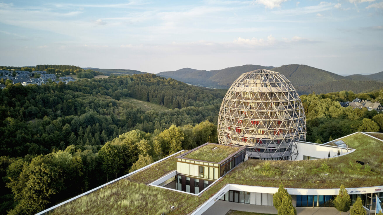 Übernachten im Osterei im Hotel Oversum Winterberg