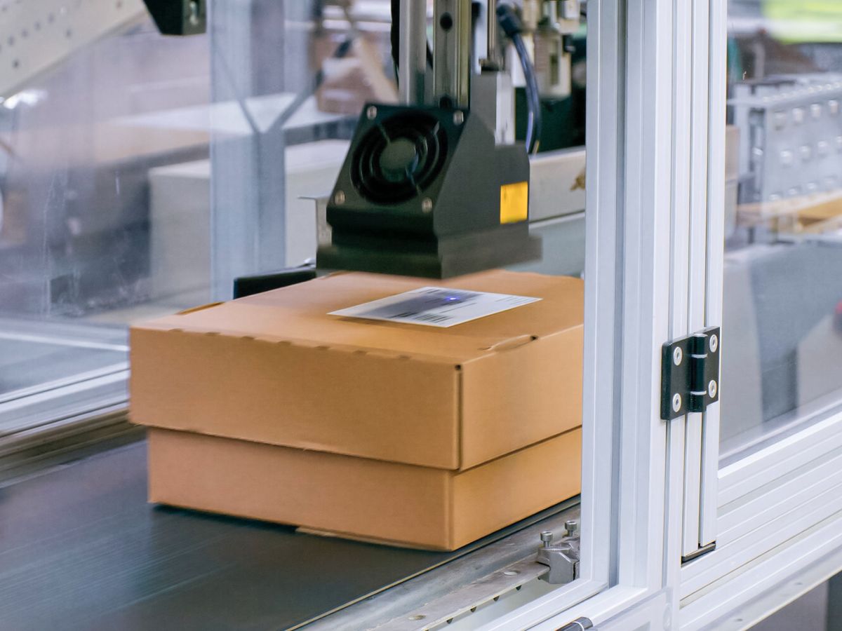 Warenidentitäten unter der Lupe – Kennzeichnung in der Logistik