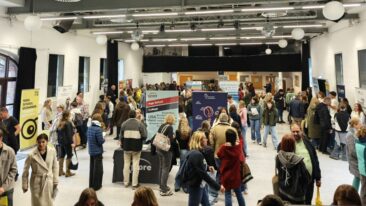 Aufbruchsstimmung im April: Dein Weg ins Auslandsaufenthalts beginnt bei der JuBi