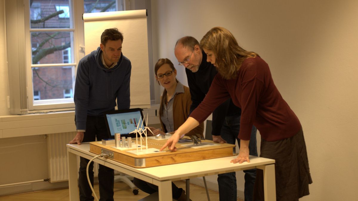 Berufsbegleitender LL.M. an der Leuphana: Umwelt- und Energierecht studieren